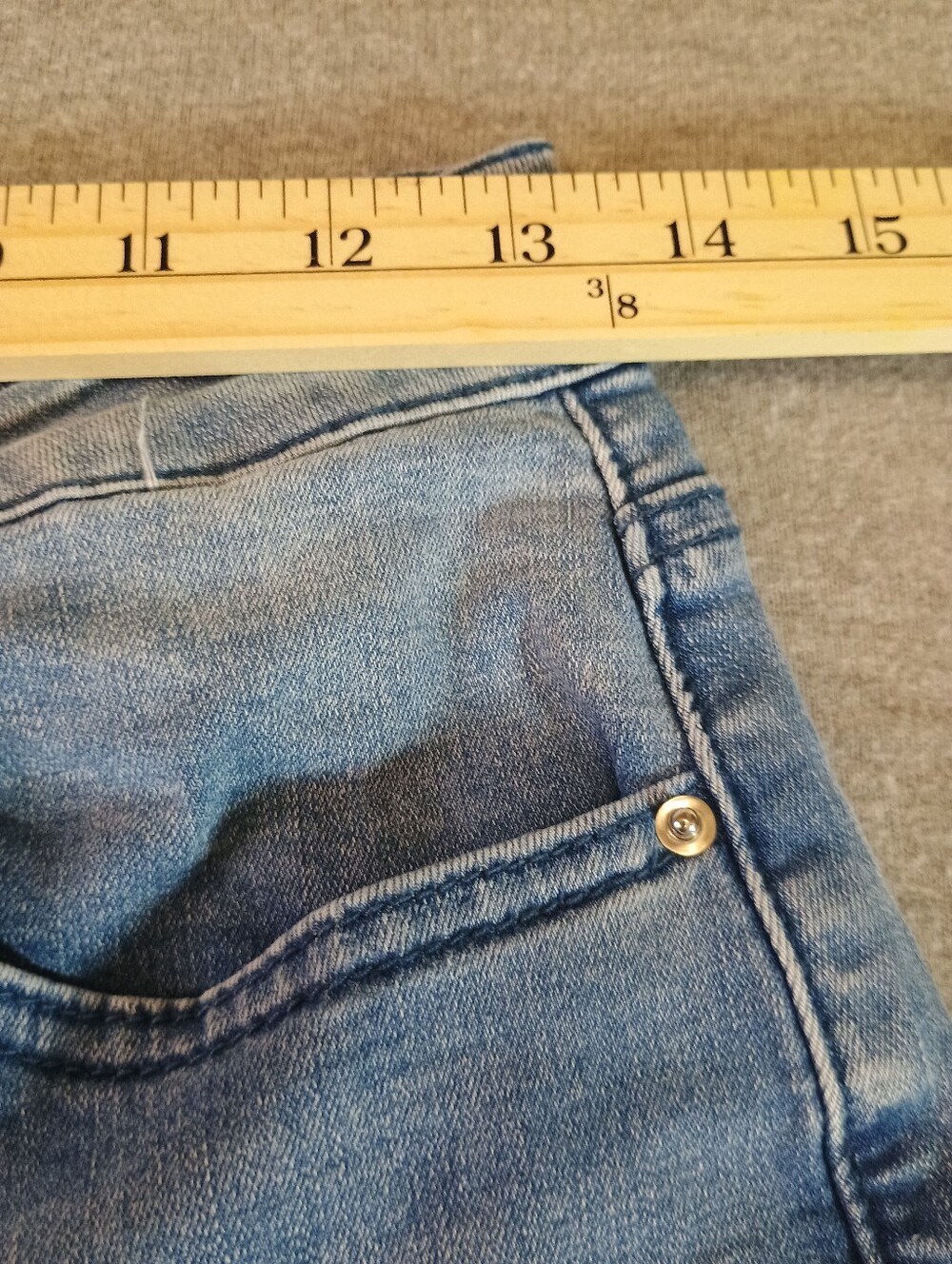 Unbranded Women's Size 26  Light Blue Flared Jeans - Picture 7 of 9